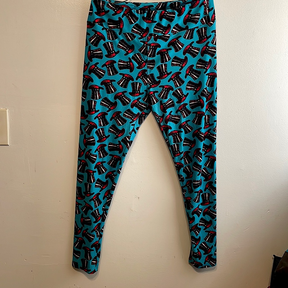 LuLaRoe tall and curvy Plus size Patriotic leggings